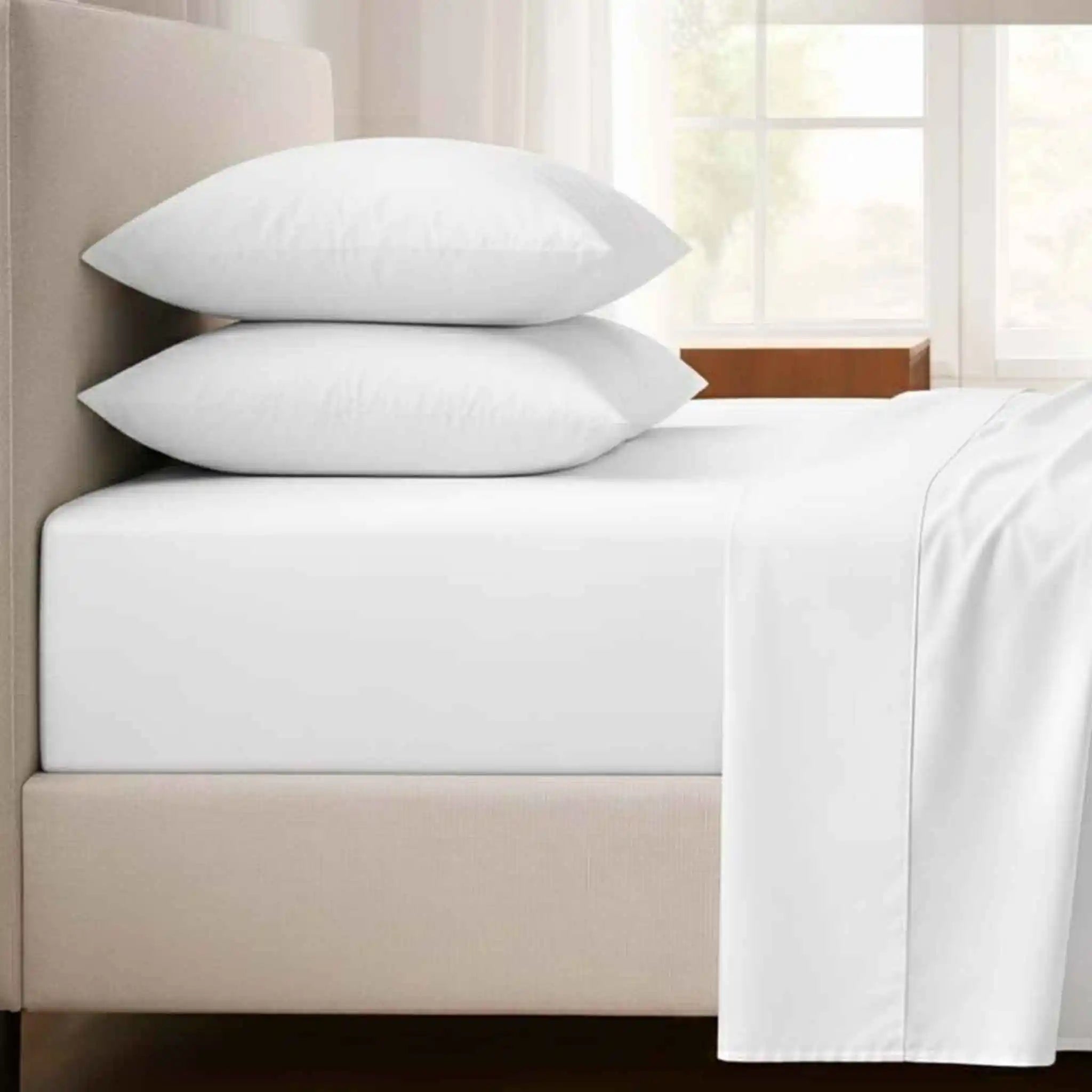 juego de sabanas blancas 300 hilos en cama doble estilo moderno