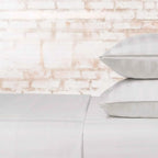 funda de almohada blanca sateen